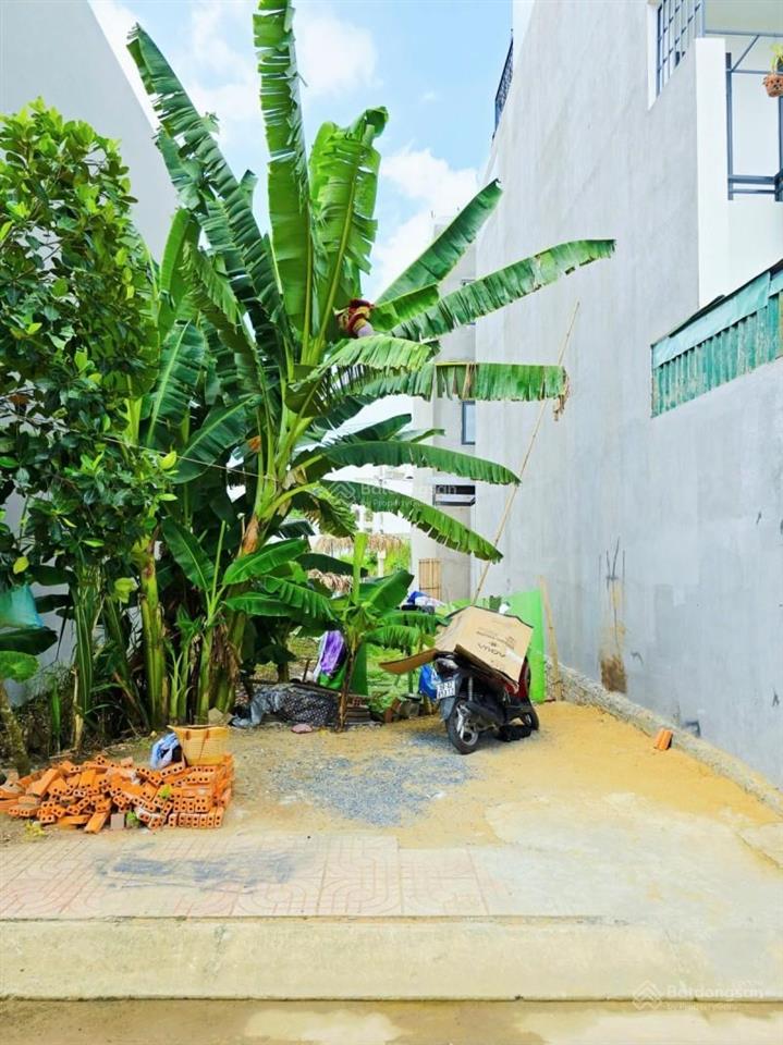 Đất nền 59m2, vuông vức, đường ô tô 9m, gần chợ long phước  giá 3.3 tỷ