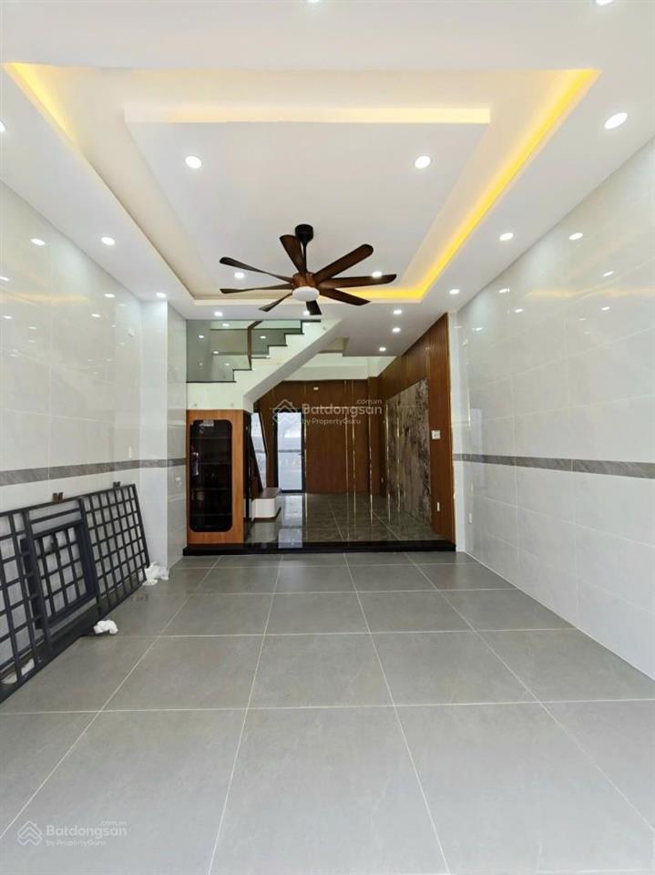 Nhà mới tinh 5 tầng, 4pn, hẻm xe hơi lã xuân oai, gần chợ lò lu, giá 6.9tỷ