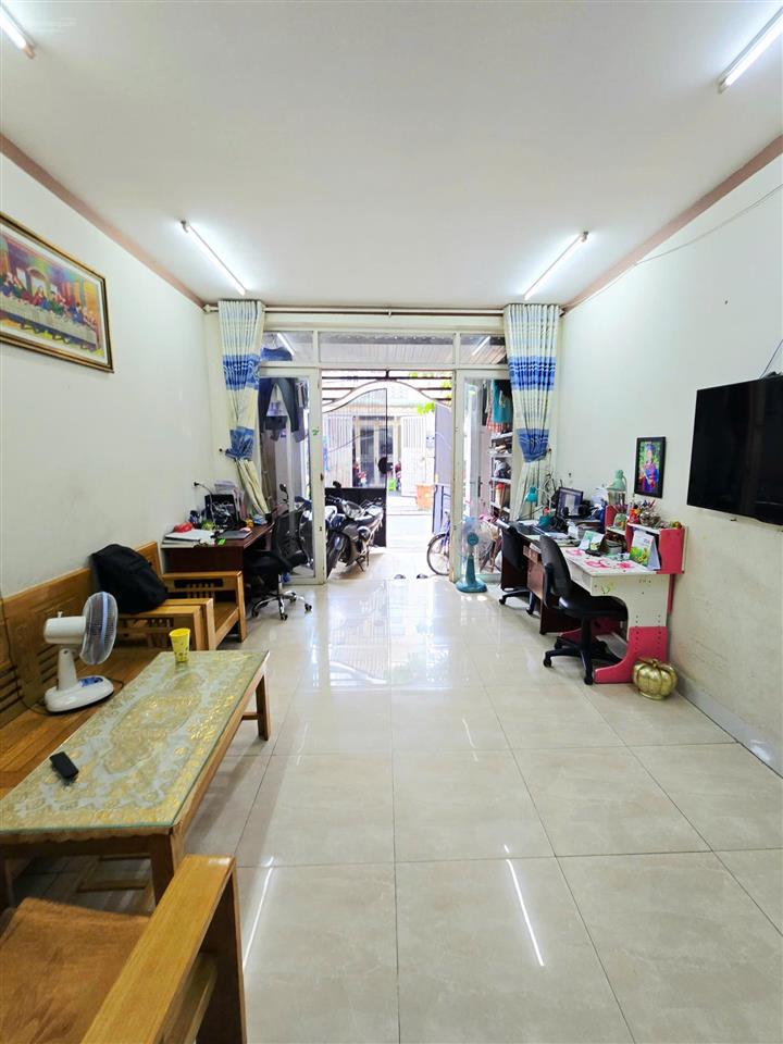 Nhà hẻm 8m rất đẹp võ văn hát, long trường q9 giá 4.4 tỷ