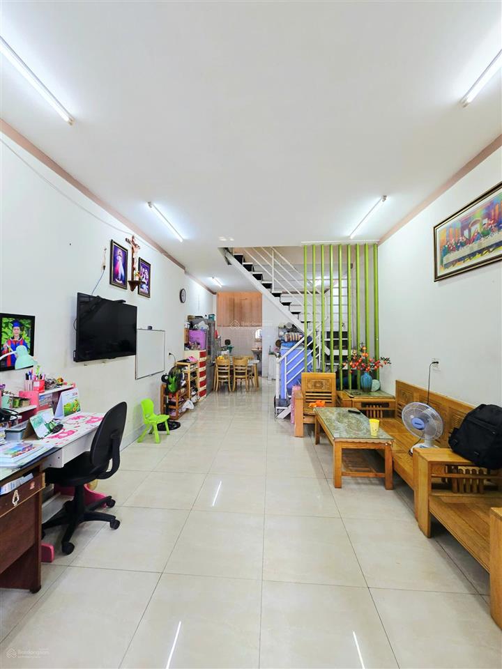 Nhà hẻm 8m rất đẹp võ văn hát, long trường q9 giá 4.4 tỷ