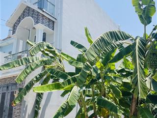 Đất nền 56m2 hẻm xe hơi gần ubnd long trường q9. giá 4.15tỷ