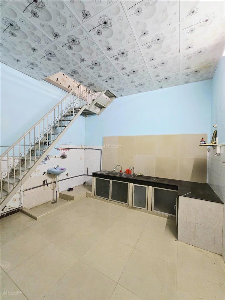 Quá rẻ bán nhà 65m², 3 phòng ngủ gần vinhomes grand park quận 9 giá 3.4 tỷ