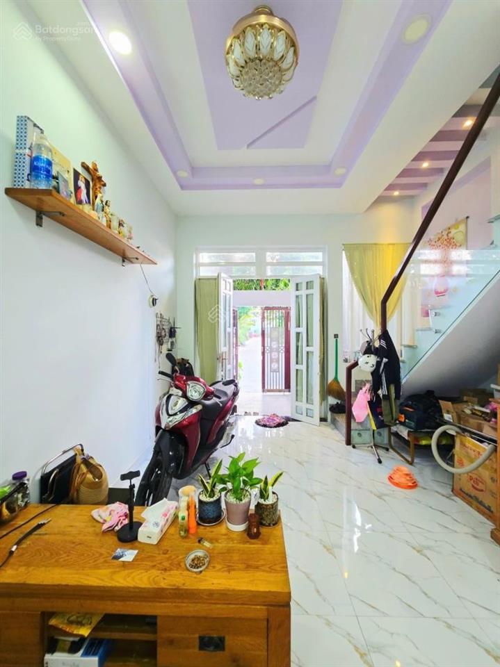 Nhà hẻm xe hơi 9m, dtsd 100m², gần đại học luật q9. giá 3.5 tỷ