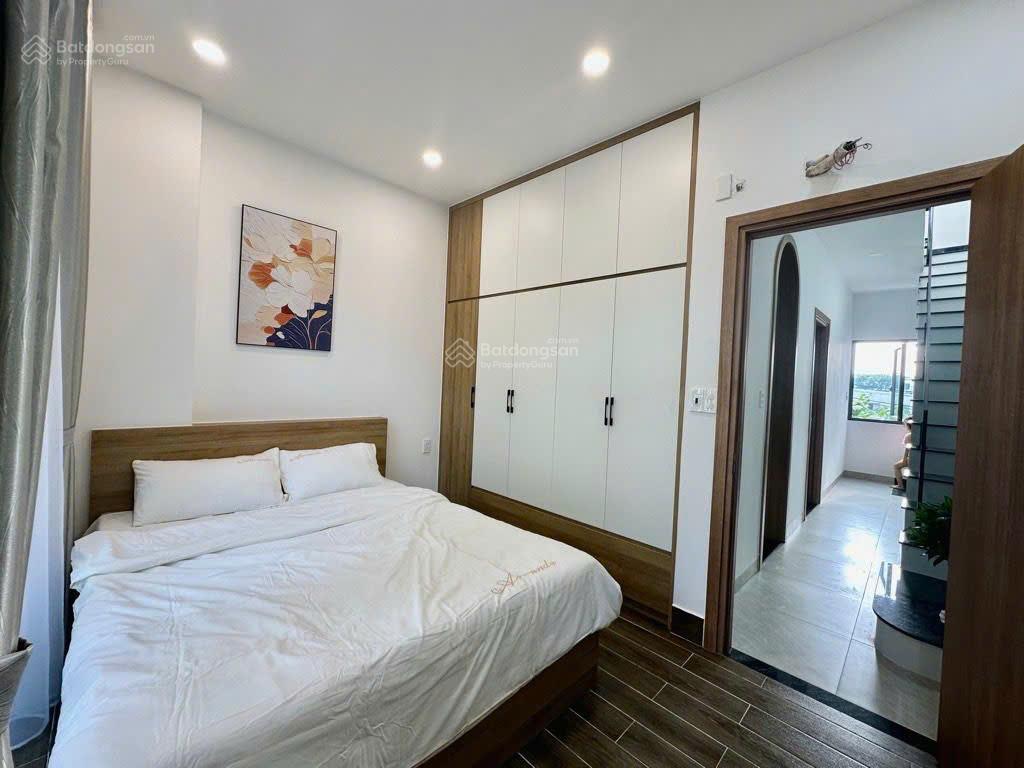 Nhà 3 tầng full nội thất trường thạnh quận 9  ngay kđt đông tăng long
