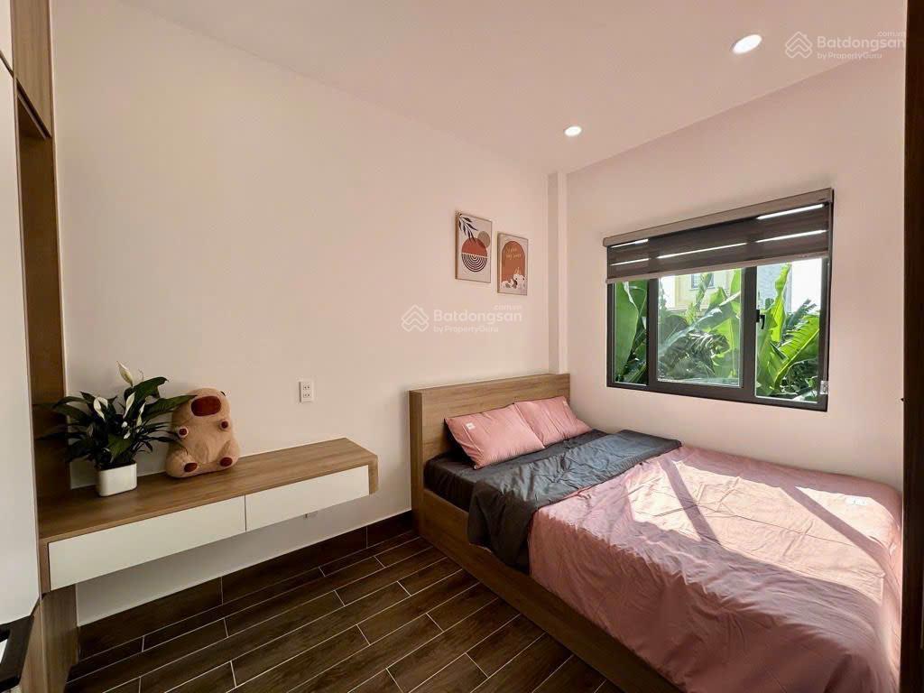 Nhà 3 tầng full nội thất trường thạnh quận 9  ngay kđt đông tăng long