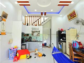 Nhà phố 2 tầng 55m², đường 8  lò lu, p. trường thạnh q9