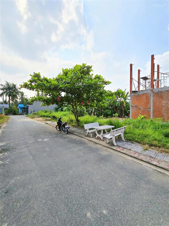Đất thổ cư 50m², ngang 5.5, đường rộng 7m, gần chợ long phước q9