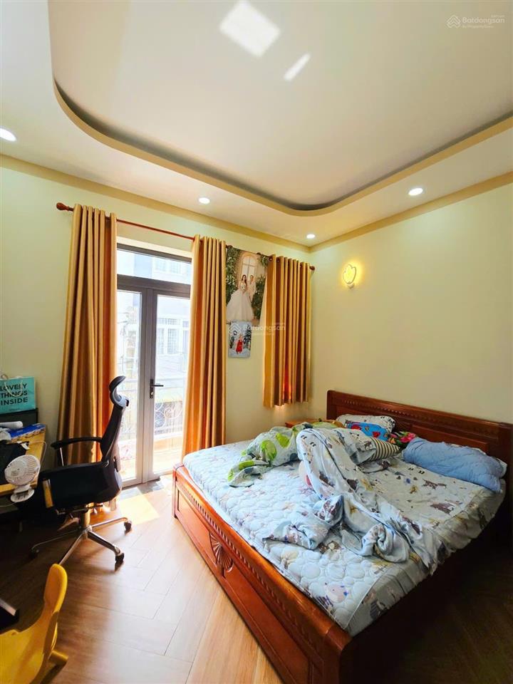 Nhà đẹp 4 tầng hẻm xe hơi lò lu q9, dt 60m2  gần vinhomes