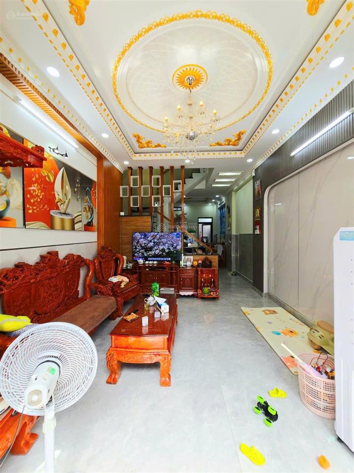 Nhà đẹp 4 tầng hẻm xe hơi lò lu q9, dt 60m2  gần vinhomes
