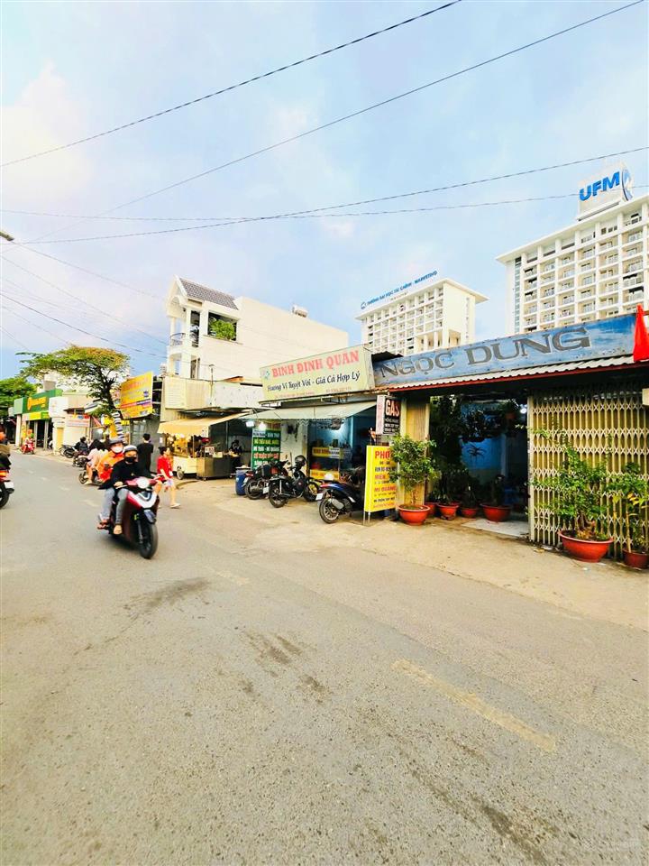 Nhà mặt tiền  ngang 6.6m  166m2  ngay đh tài chính marketing giá 10.x