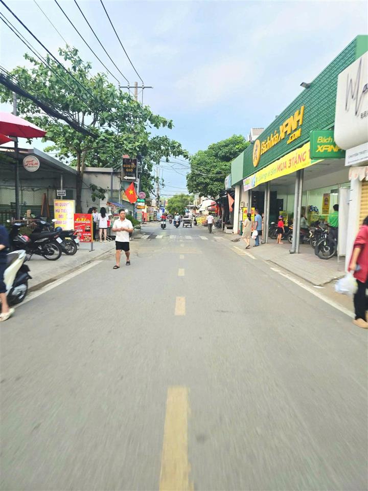 Nhà mặt tiền  ngang 6.6m  166m2  ngay đh tài chính marketing giá 10.x