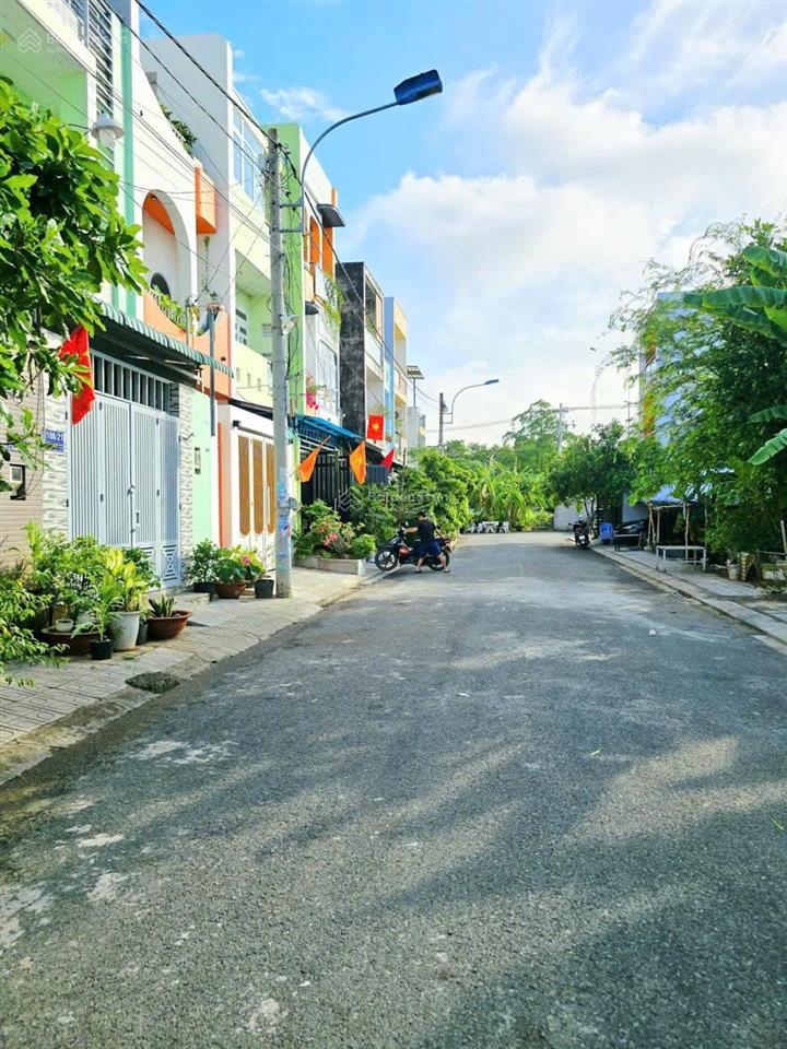 Đất nền 61m, hẻm 9m, p. trường thạnh, giáp đông tăng long q9