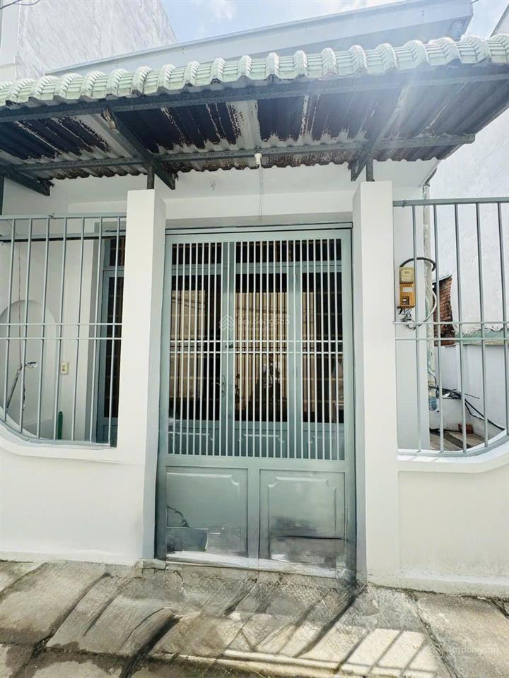 Nhà cho ac tài chính dưới 4 tỷ muốn ở gần quận 2  ngang 6m