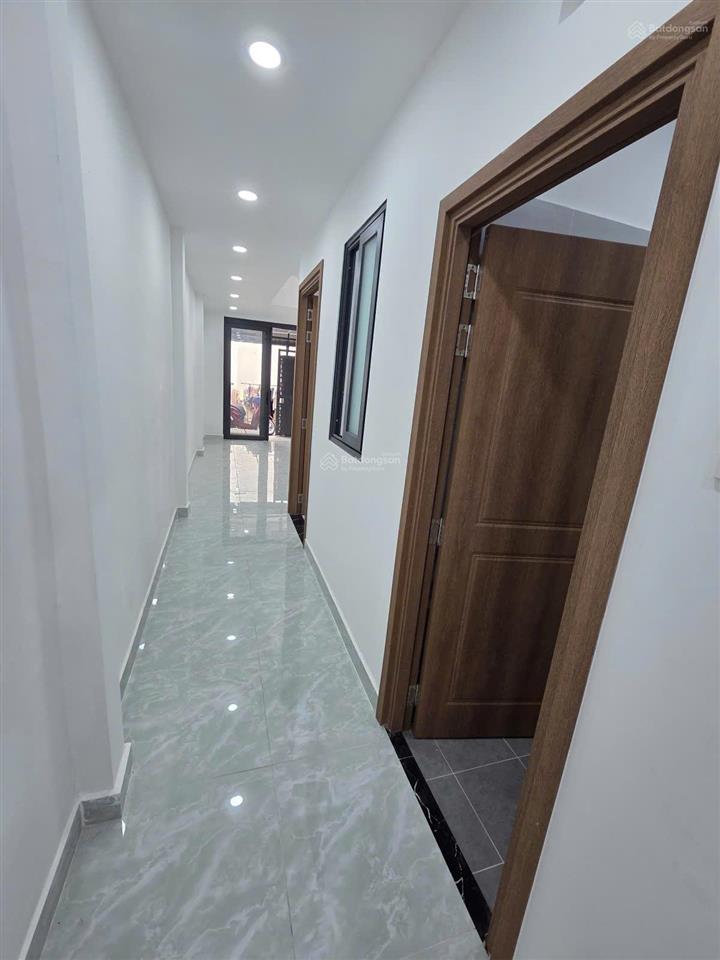 Bán nhà quang trung, p.tăng nhơn phú, gần ngã tư thủ đức  60m