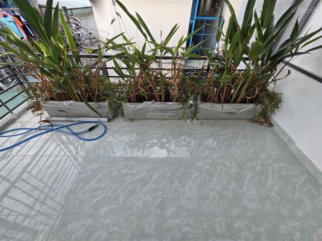 Bán nhà quang trung, p.tăng nhơn phú, gần ngã tư thủ đức  60m