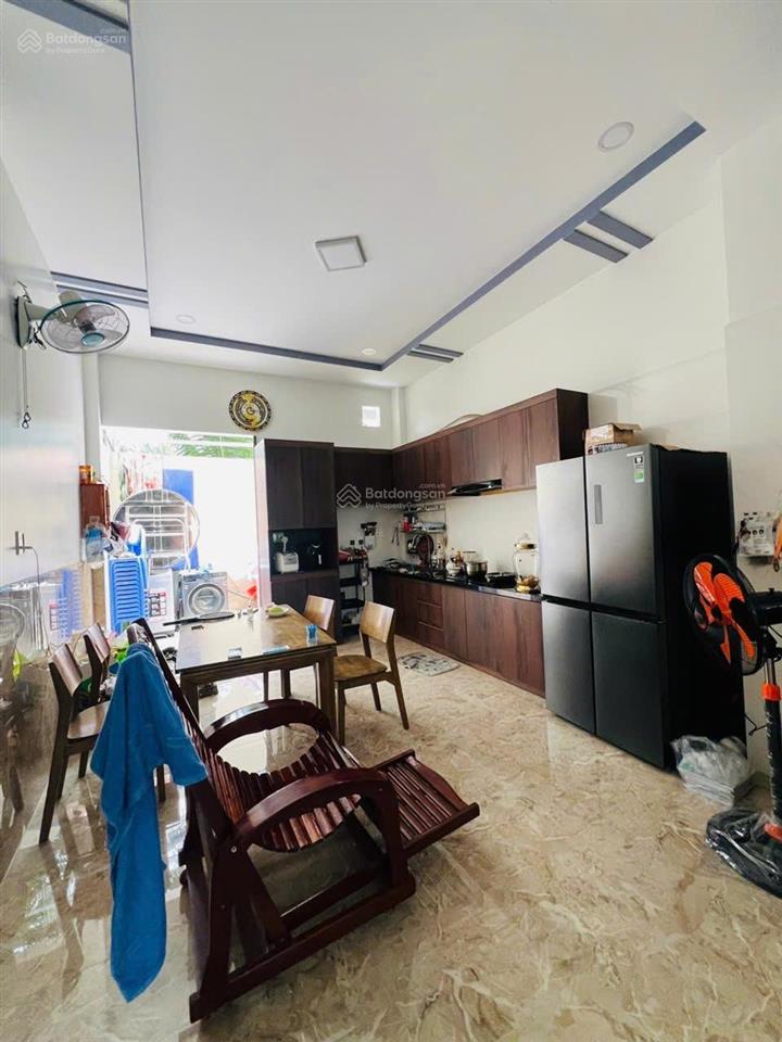 Bán nhà ngay chợ long trường 4 tầng | 4 pn | 68m2