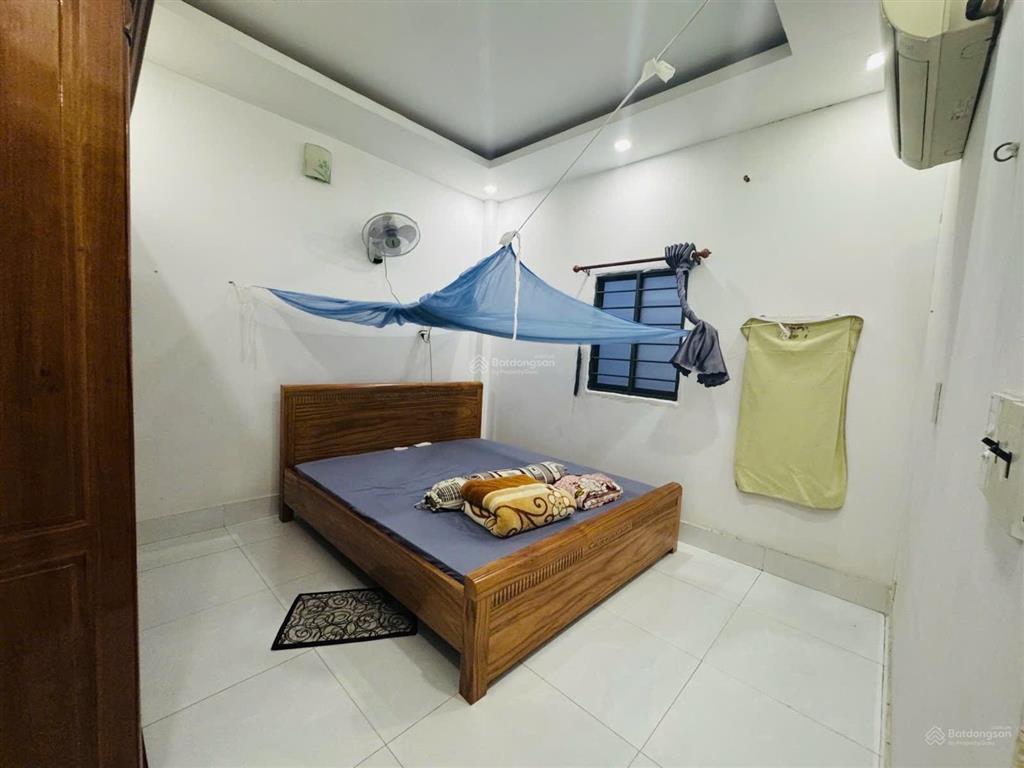 4.7 tỷ (còn thương lượng) nhà phố 60m ngang 5m, cạnh kđt đông tăng long q9
