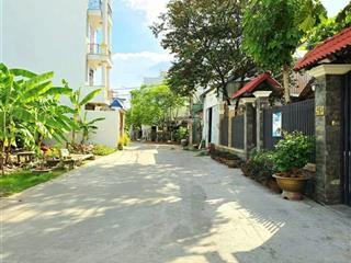 Nhà phố 52m2, 2 tầng, hoàn công đủ, đường ô tô, gần chợ long trường.