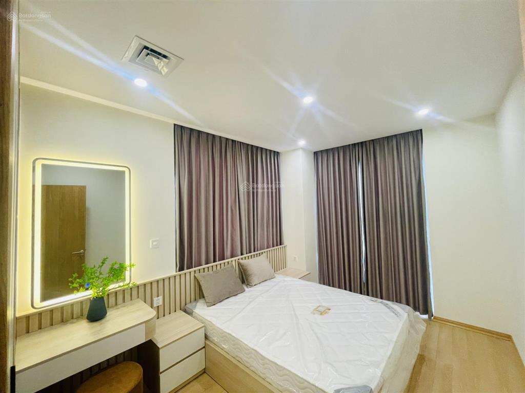 Cho thuê tháp thiên niên kỷ 2 phòng ngủ 2 wc full đồ, có chỗ để ô tô