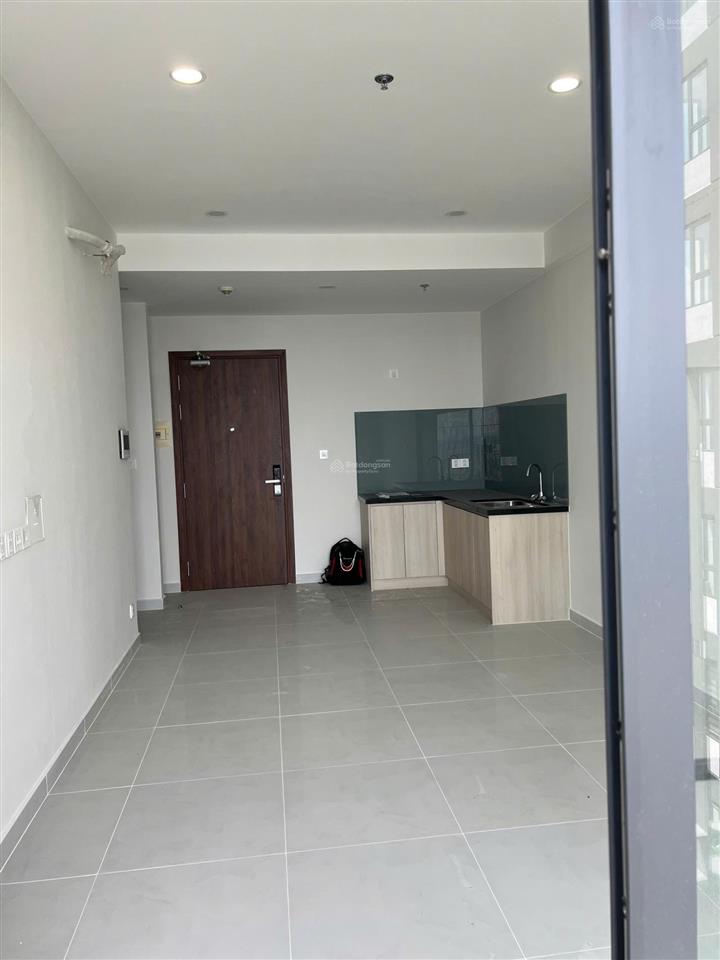 Bán cc the emerald golf view, 2,55 tỷ, 52m2, 2pn, 1wc, chính chủ