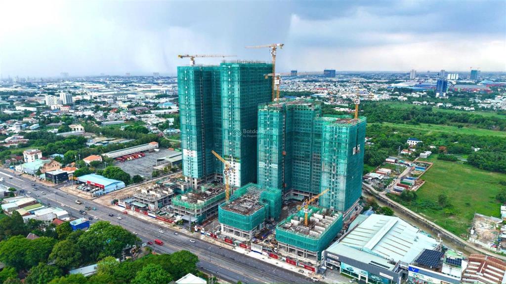 Bán căn hộ cc lusso saigon, 2,918 tỷ, 66 m2, 2pn, 2wc, giá tốt mặt tiền ql13 ngay metro số 2