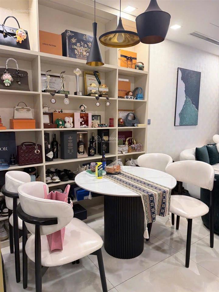 Bán nhanh căn 1pn view bitexco giá 9.580tỷ bao thuế phí, sẵn hdt giá cao