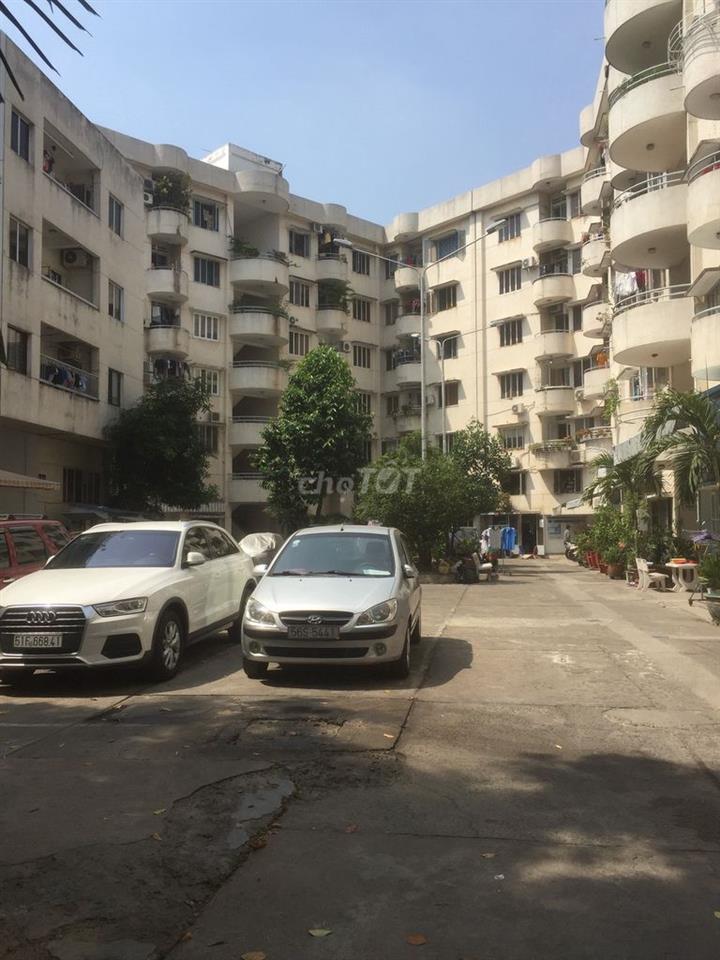 Bán căn hộ chung cư 675 Nguyễn kiệm 