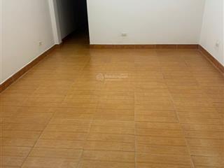 Chính chủ cho thuê nhà riêng 70m2,3,5 tầng, 3pn,gần chợ, trường c1,2,3 thanh trì,vh. ưu tiên hộ gdd