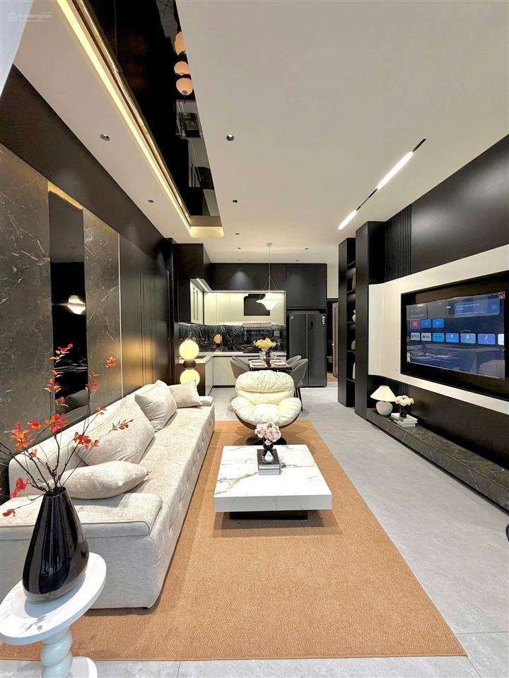 Chỉ sau lưng mt .60m2 ngang 5m ôtô đỗ sát nhà đường nguyễn nghiêm thanh khê