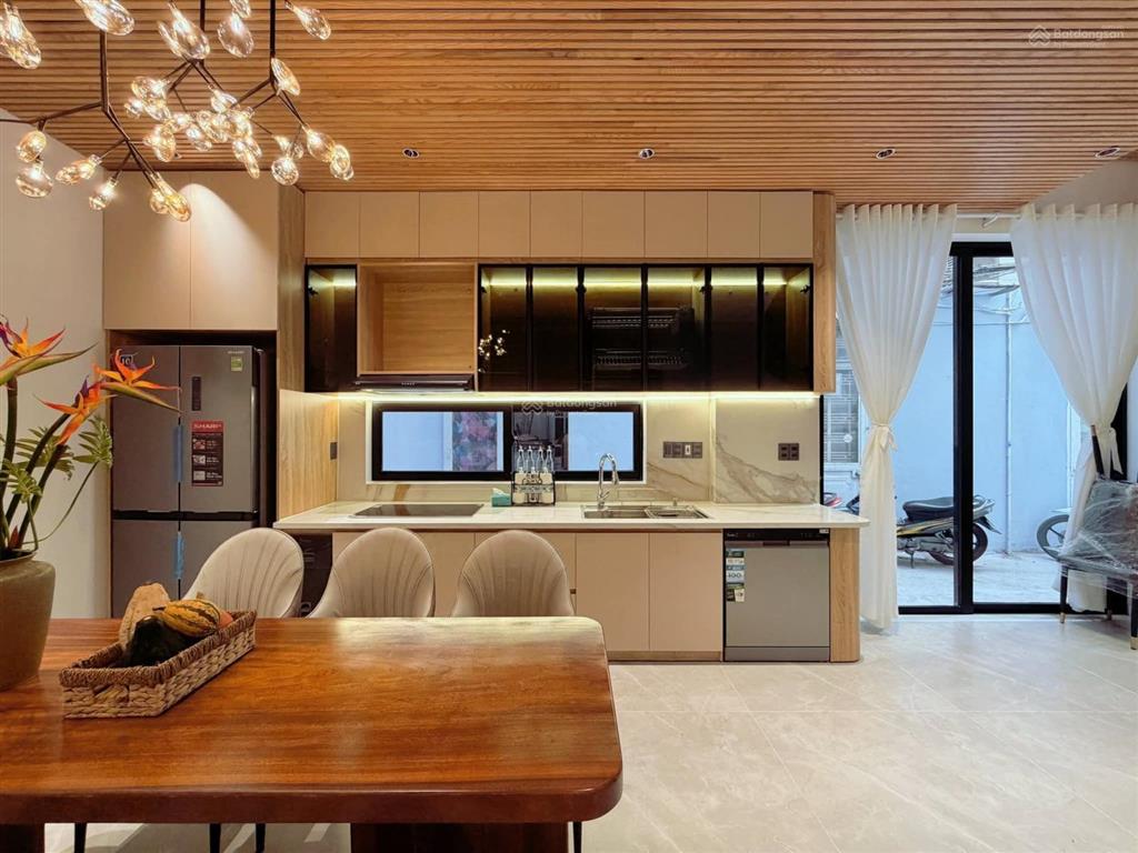 Nhà 4 tầng đường nhựa 5m ông ích khiêm  hải châu full nội thất đẹp y hình