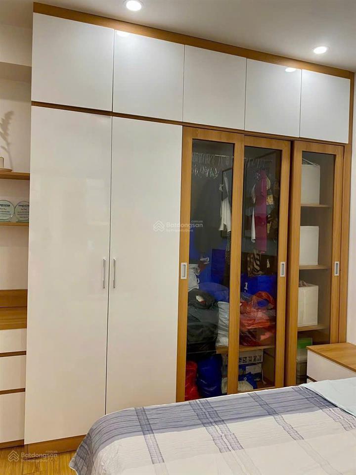 Bán căn hộ flora anh đào giá tốt 55m²/ 1pn + 1 / giá 2,75 tỷ
