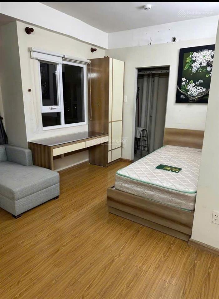 Cho thuê căn hộ flora anh đào giá tốt/ có nội thất 7tr