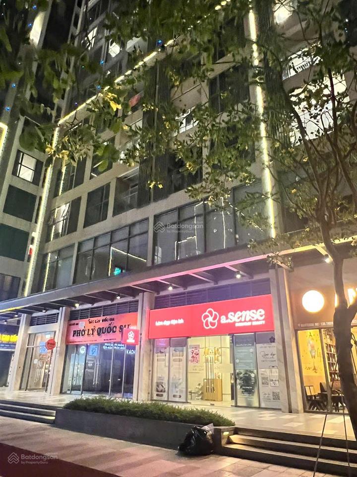 Siêu rẻ bán căn shop đế tòa masteri 7,2 tỷ sổ lâu dài đang sẵn dòng tiền thuê 28tr/th  0986 903 ***