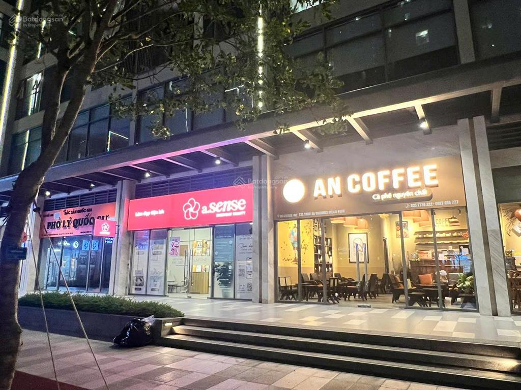 Siêu rẻ bán căn shop đế tòa masteri 7,2 tỷ sổ lâu dài đang sẵn dòng tiền thuê 28tr/th  0986 903 ***
