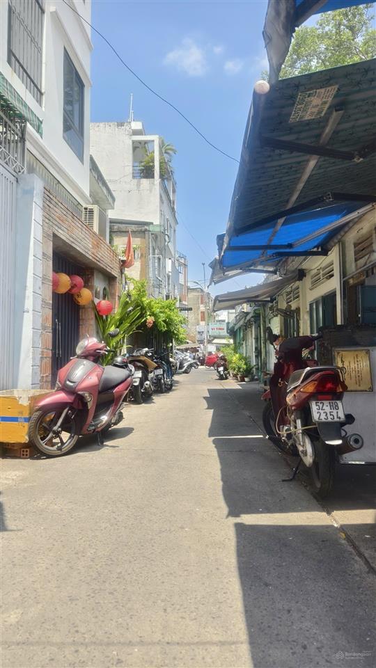 Nhà mt 29 lương hữu khánh quận 01