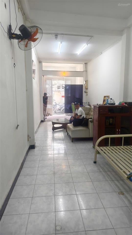 Nhà mt 29 lương hữu khánh quận 01
