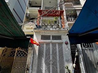 Nhà mt 29 lương hữu khánh quận 01