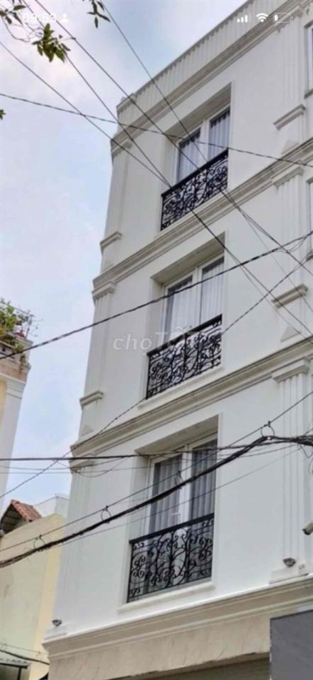 Cậu tôi còn dư  cho thuê phòng ở tầng 1 và tầng 3