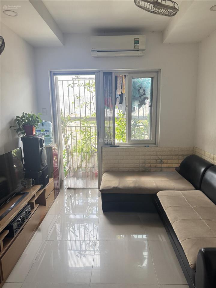 Chính chủ cần bán căn chung cư phường đông hưng thuận 56 m2 tham lương 2 pn 2 w giá tốt cho anh chi
