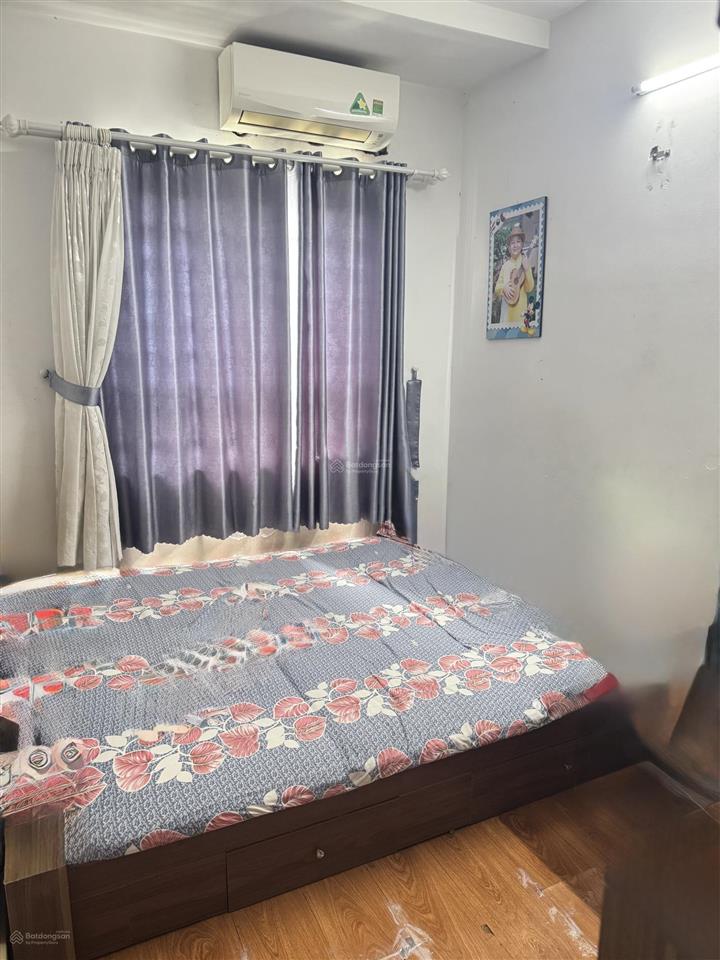 Chính chủ cần bán căn chung cư phường đông hưng thuận 56 m2 tham lương 2 pn 2 w giá tốt cho anh chi