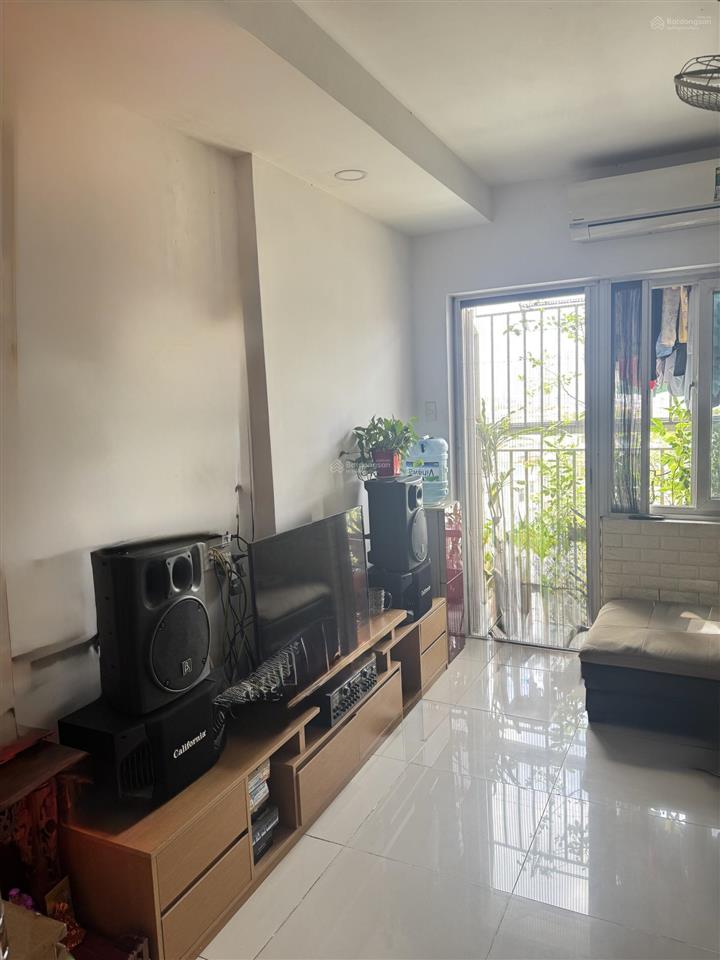 Chính chủ cần bán căn chung cư phường đông hưng thuận 56 m2 tham lương 2 pn 2 w giá tốt cho anh chi