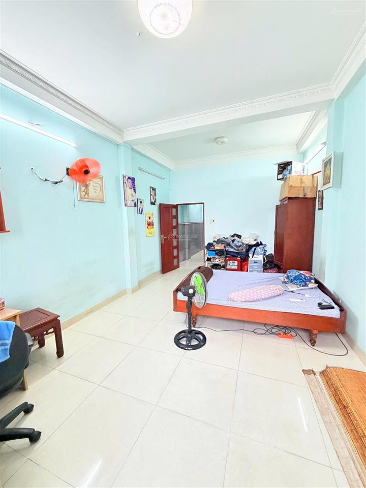 Chính chủ bán nhà mặt tiền đường cách mạng phường tân thành quận tân phú 60m2 2 lầu st 9.6 tỷ tl