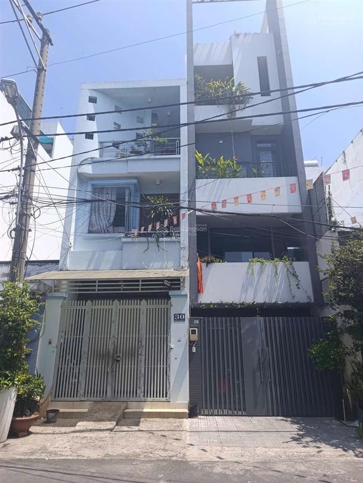 Chính chủ bán nhà mặt tiền đường cách mạng phường tân thành quận tân phú 60m2 2 lầu st 9.6 tỷ tl