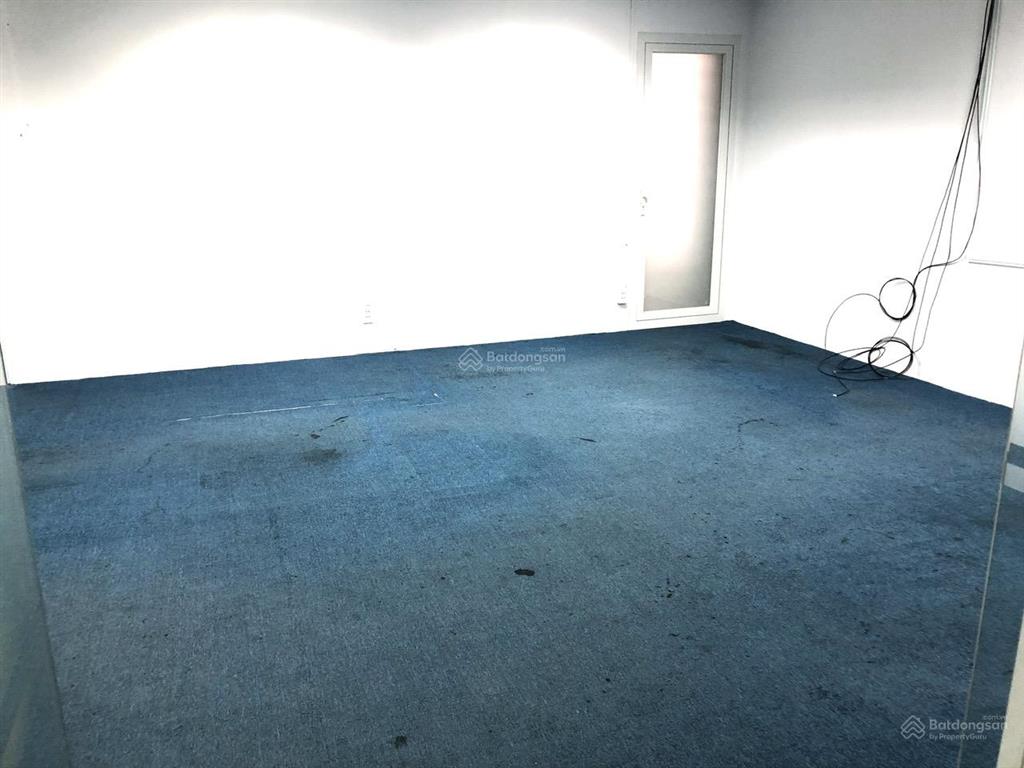 Văn phòng diện tích 50m2, chỉ 19 triệu/ tháng gồm pql và máy lạnh tại quận phú nhuận