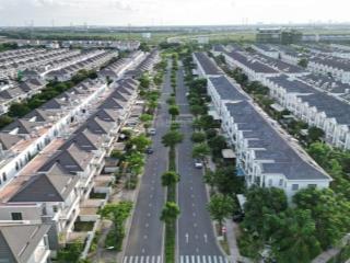 Bán căn góc 2 mặt tiền lớn lavila nhà bè, giá 19,5 tỷ.  0911 199 ***