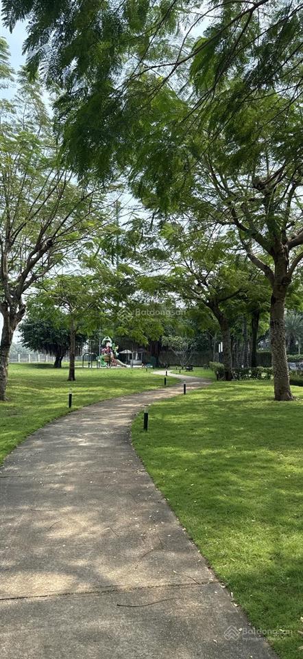 Bán biệt thự đơn lập view sông siêu đẹp nine south. giá 60 tỷ full all in