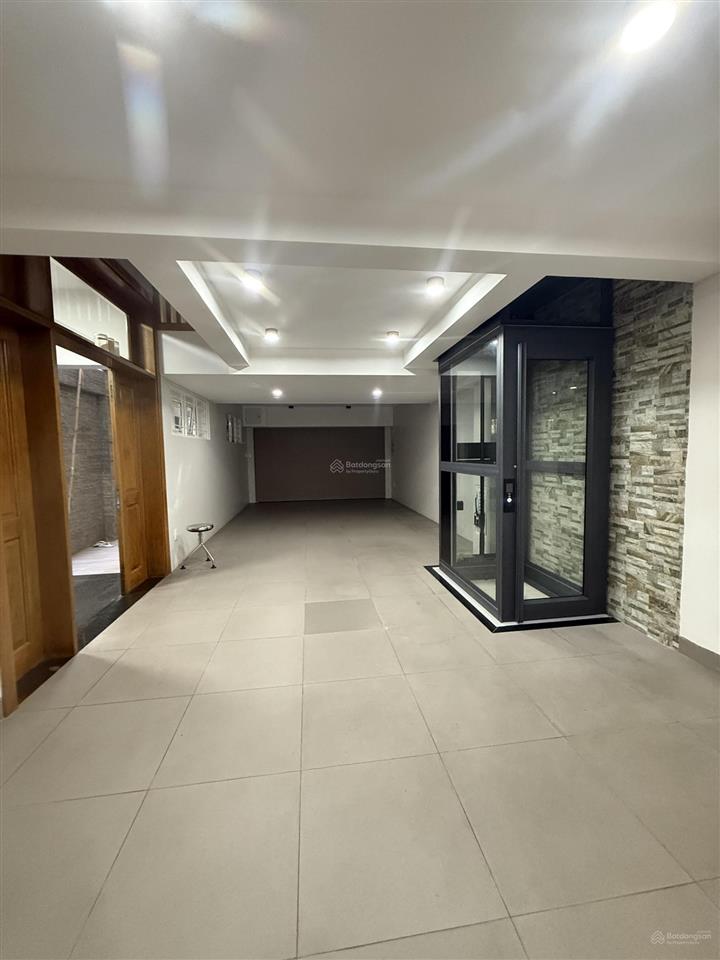 Cho thuê nhà phố kdc phú mỹ, full nội thất, có thang máy, ở ngay. 0911 199 ***