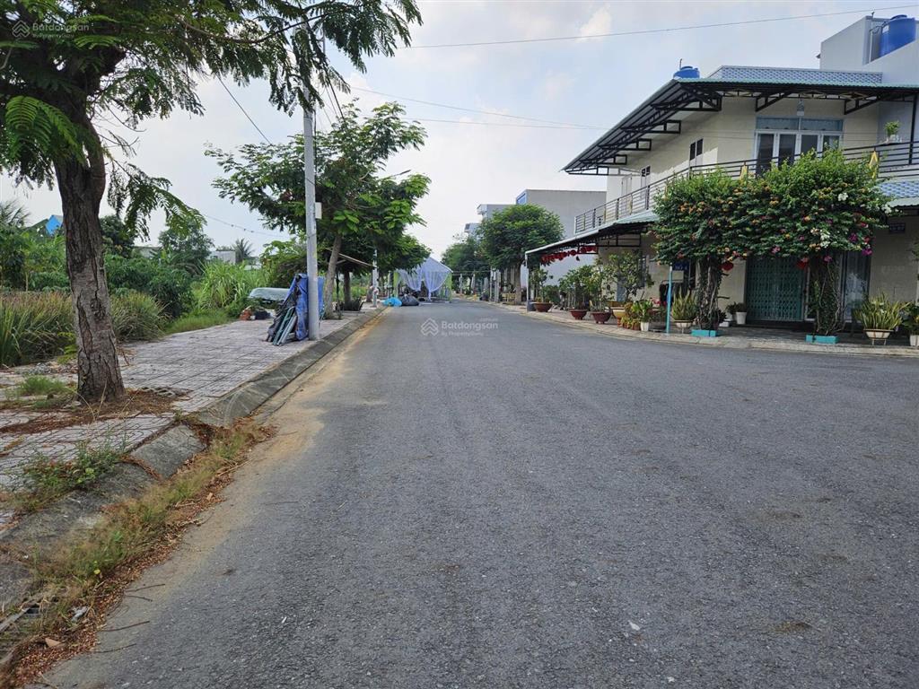  0795 014 *** lô đất 110m2 khu dân cư đường đt835b phước lý, cần giuộc 1tỷ120, về bình chánh 4p