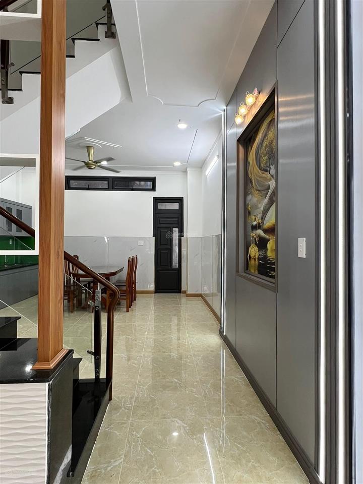 Thanh lý nhanh xoay vốn nhà 1 trệt 1 lầu 2pn kdc đường bầu gốc, tân kiên, bình chánh, 81m2, shr