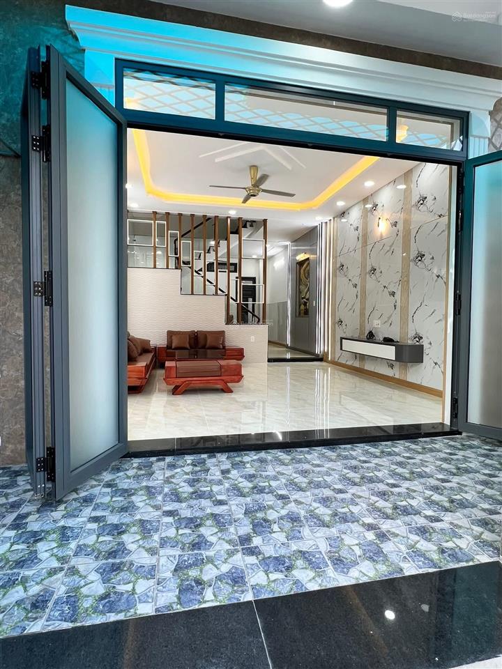 Thanh lý nhanh xoay vốn nhà 1 trệt 1 lầu 2pn kdc đường bầu gốc, tân kiên, bình chánh, 81m2, shr